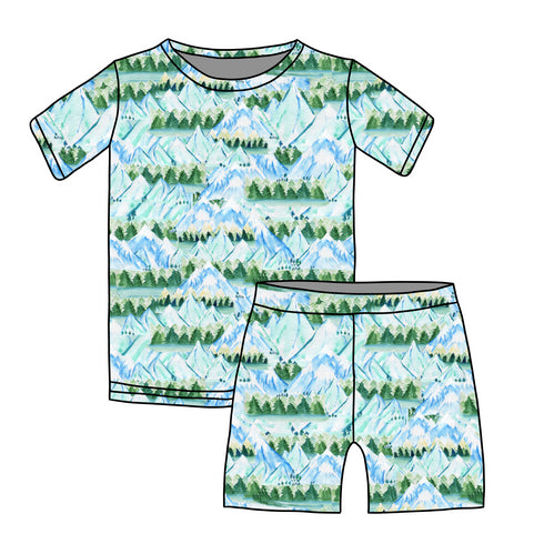 Mountains Short sleeve top/Shorts set