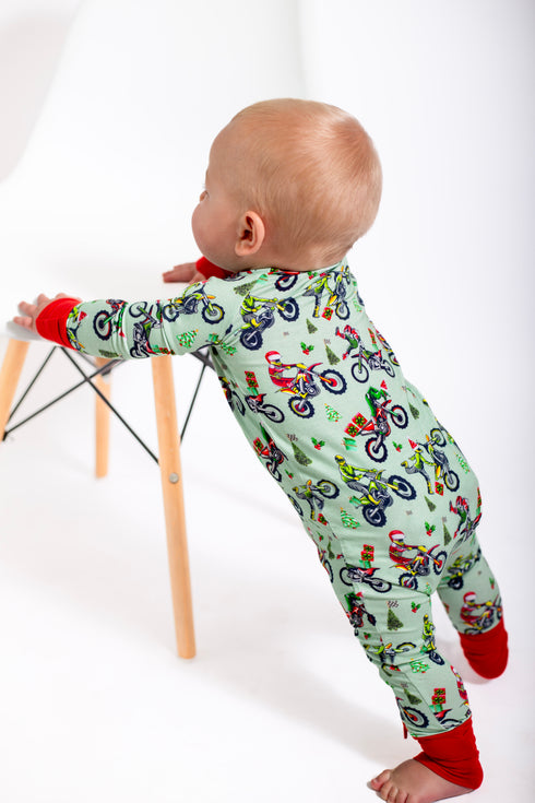 Racing through the Snow Zippy